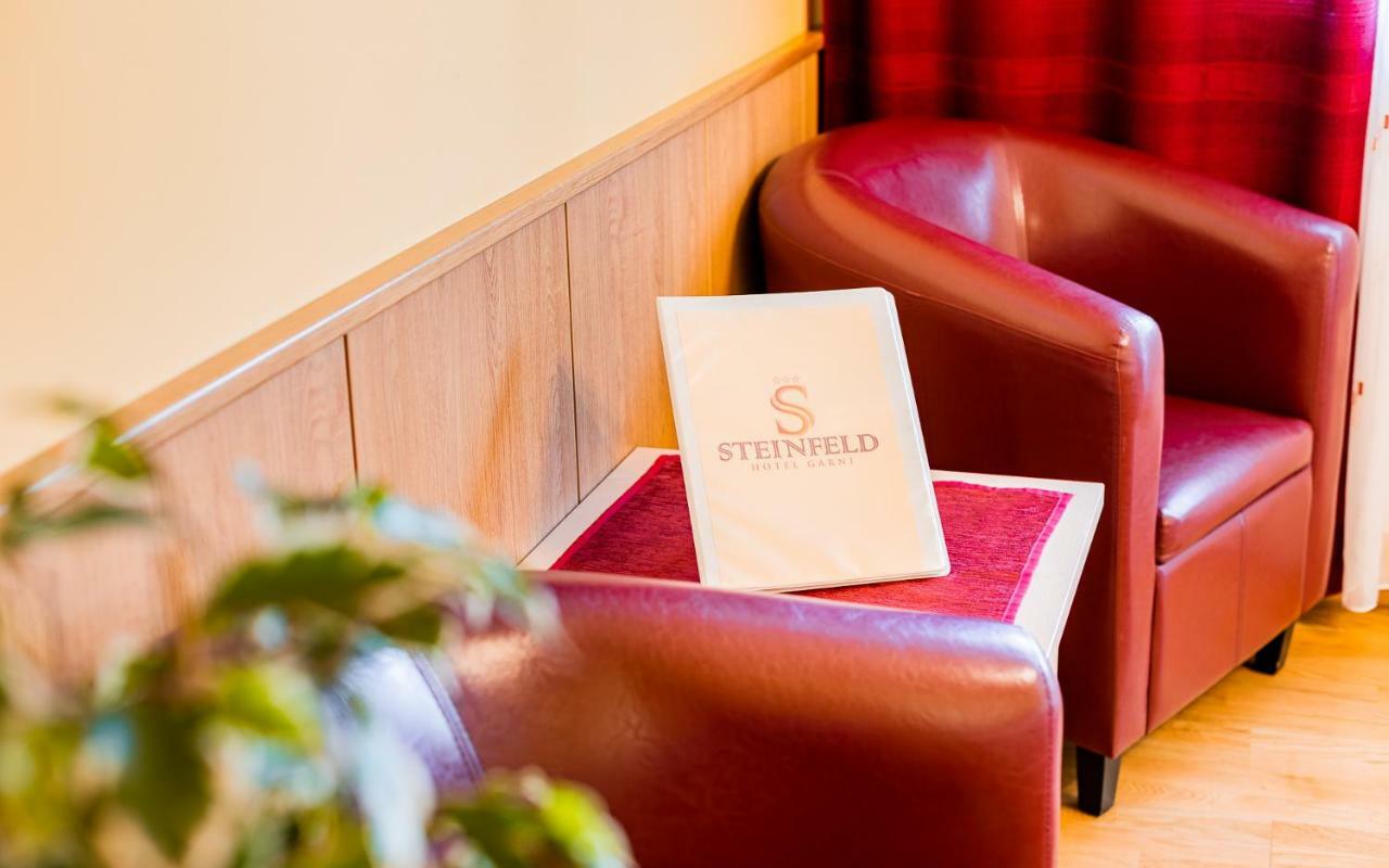 Hotel Garni Steinfeld Wiener Neustadt Extérieur photo